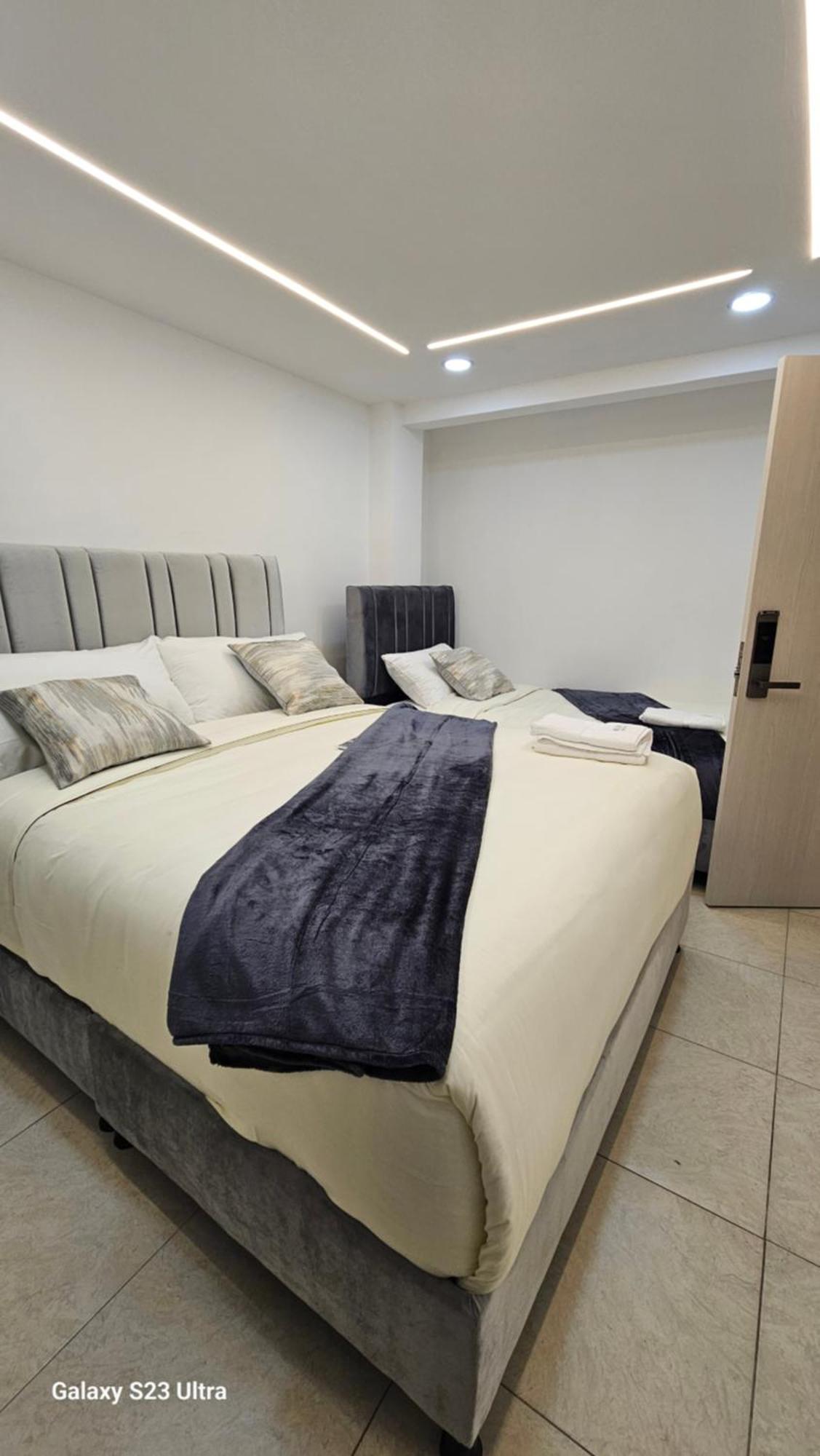 Hotel West Inn Богота Екстер'єр фото