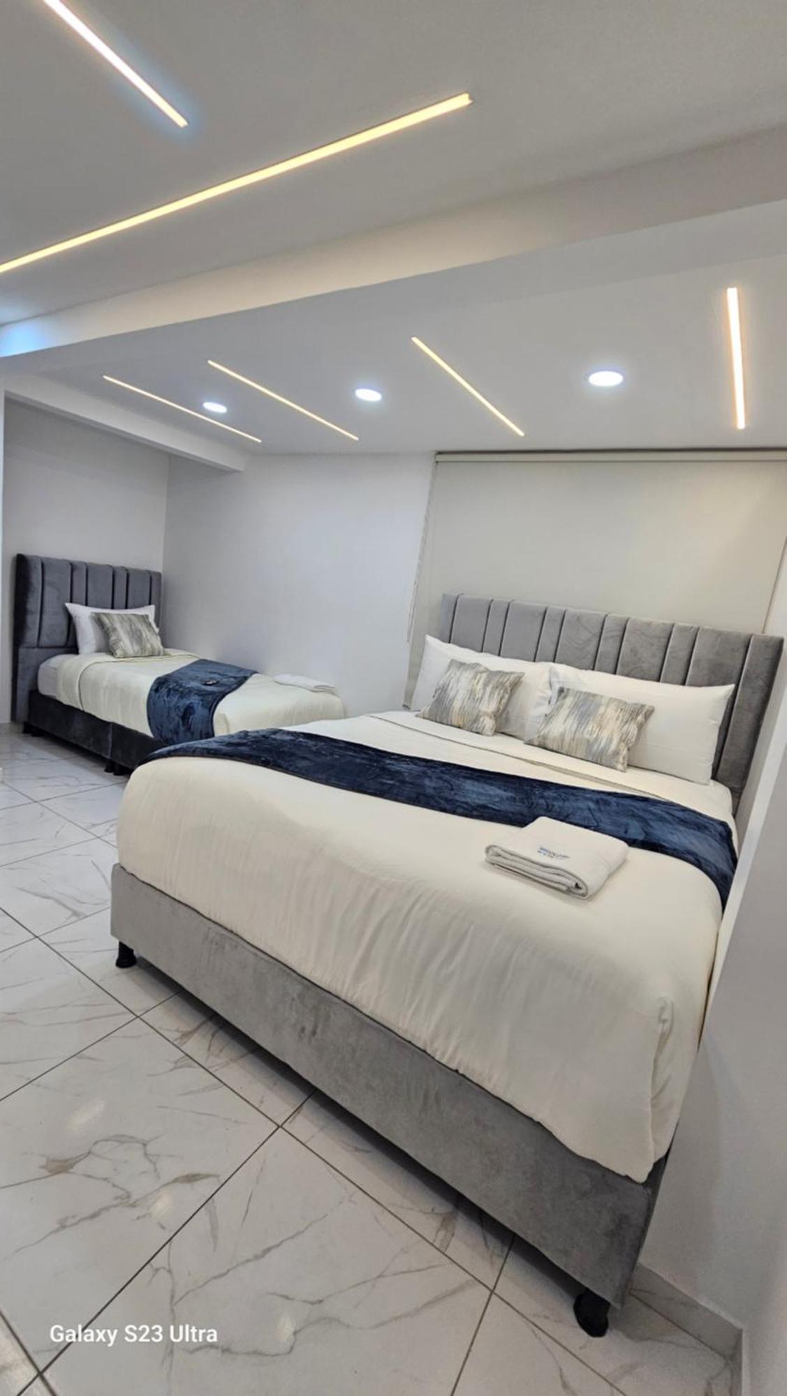 Hotel West Inn Богота Екстер'єр фото