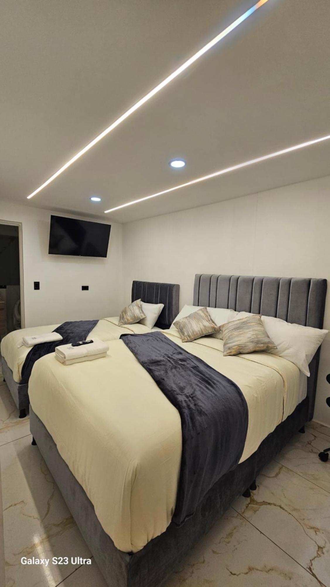 Hotel West Inn Богота Екстер'єр фото